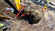 Vatrogasci spasili čoveka zatrpanog u tunelu: Iskopali su novi i uspeli da ga izvuku