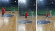 Vanja Marinković sa pola terena rešeta koš u Stožicama