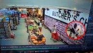 Stravičan snimak pokušaja otmice deteta u prodavnici