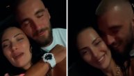 Mensur grli Nišlijku i ljubi je u rame: Ajdarpašić ima novu devojku