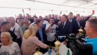 Milorad Dodik tradicionalno zapevao na "Kočićevom zboru": Posetioci oduševljeni