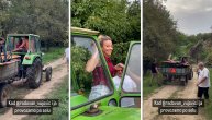 Žena Andrije Miloševića provozala kolegu glumca na traktoru: Polako, polako... Polaaaako!