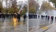 Novi snimci haosa na Autokomandi: Sukob huligana i policije propraćen topovskim udarima