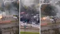 Snimak juriša huligana na policajce: Nalet grupe uspešno odbijen