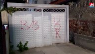 U severnom delu Kosovske Mitrovice ispisan grafit UČK