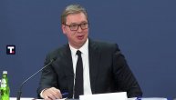 Vučić: Polaganje cveta stradalnicima u Jasenovcu zovu orgijanjem