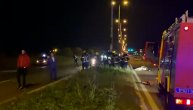 Teška saobraćajna nesreća na Pančevačkom putu: Vozila smrskana, poginulo troje