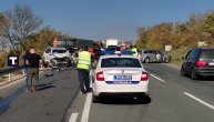 Saobraćajka kod Mladenovca: "Krivac" pobegao sa mesta udesa