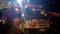 Od automobila koji je danas goreo na auto-putu ostala samo olupina, pepeo i garež