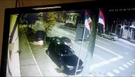Posle sudara na raskrsnici jedno vozilo se zakucalo u parkirani auto: Ima povređenih u udesu u Vršcu