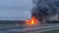 Kamioni u plamenu na auto-putu ka Novom Sadu