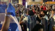 Argentinci su posebna priča: Neverovatna fešta ispred stadiona, ređala se pesma za pesmom