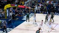 Jokićev rival iskrivio obruč zakucavanjem:  Brutalni Robert Vilijams