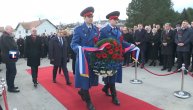Polaganje venaca na srpskom vojničkom spomen-groblju Mali Zejtilnik