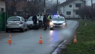 Užas na ulici u Boljevcima: Čovek pao sa skutera i umro, beživotno telo leži na putu