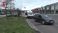 Udes na Novom Beogradu: Sudarila se dva automobila, jedna osoba povređena
