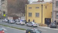 Pozvali policiju jer su mislili da obijaju podrum: Jake policijske snage opkolile zgradu u Beogradu