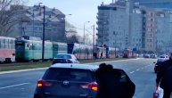 Totalni kolaps tramvaja u Bulevaru Milutina Milankovića: Napravio se red u oba smera
