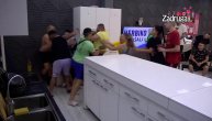 Žestok okršaj Petrućija i Miljana: Zamahivali jedan na drugog, Vračević završio na podu