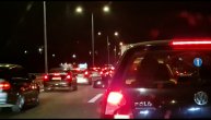 Ogromna gužva na Novom Beogradu: Kolona od aerodroma do Gazele, automobili mile