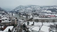 Zbog snežnog pokrivača proglašena vanredna situacija: Ovako izgleda zavejano Prijepolje iz vazduha