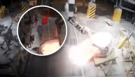 Izlilo se vrelo gvožđe na svega par metara od radnika: Sekund do katastrofe