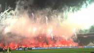 Delije spektakularnim vatrometom "otvorile" derbi: Crvene svetleće rakete osvetlile pola grada