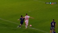 Prvi kontakt Pešića sa loptom i odmah gol za Zvezdu