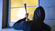 Obijena i opljačkana još jedna srpska kuća na Kosmetu: U trenutku provale nije bilo nikog unutra