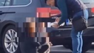 Muškarac iz Beograda prišao ženi koja prosi, dao joj novac i hranu - nije mogao da gleda tu patnju