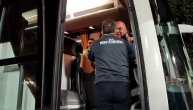 Selektor Crne Gore ušao u autobus Srbije da čestita na pobedi