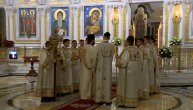 Patrijarh Porfirije služio ponoćnu vaskršnju liturgiju u Hramu Svetog Save