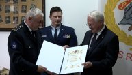 Donacija vatrogasne opreme iz Ohaja za VSS, uručio Ambasador Kristofer R. Hil