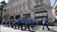 Promenadni defile orkestra Garde povodom Dana Vojske Srbije: Aplauzi su pratili svaki odsvirani takt