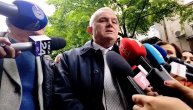 Predsednik Opštine Vračar položio cveće i upalio sveće: "Da se ovako nešto nikad ne desi"