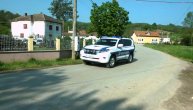 Ekipa Telegrafa u selu Šepšin: Sve vrvi od policije