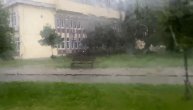 Kiša i grad se sručili na Novi Sad
