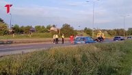 Udes kod "Laste", prevrnuo se automobil na auto-putu