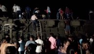 U sudaru tri voza stradale desetine, povređene stotine ljudi: Potresne scene iz Indije