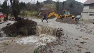 Vodena bujica uništila puteve, nekoliko zaseoka odsečeno od sveta: Vanredno stanje u Ivanjici