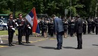 Predsednik Vučić sa ministrom Gašićem pozdravio policajce: Obeležava se dan polcije