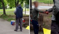 Siledžija drži preplašenog dečaka za ruku na Kalemegdanu i ima sraman izgovor
