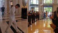 Ispraćaj Novaka Đokovića iz hotela u Parizu