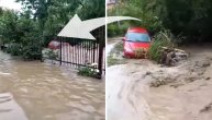 Poplave u Novom Pazaru se ne smiruju: Pogledajte kako bujica odnosi automobil