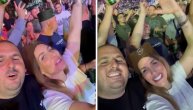 Žena Slobe Radanovića se provodi na koncertu Baje Malog Knindže: Šajkaca na glavi, i tri prsta uvis
