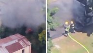 Dim kulja na sve strane: Požar u Zemunu, vatrogasci stigli na lice mesta
