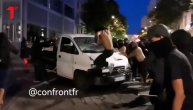 Neredi u Marseju se nastavljaju: Demonstranti pale kola