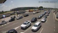 Velike gužve na graničnim prelazima: Strpljenje i obavezno poštujte apel policije "Vozi odmoran"