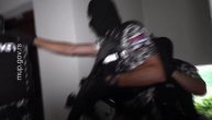 "Ovnom" razvalili vrata od stana, pa "uleteli" u hangar pun droge: Snimak masovnog hapšenja dilera