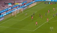 Slalom između šest igrača i trk koji je krunisan udarcem levom nogom u levi ugao: 5:0 za Zvezdu